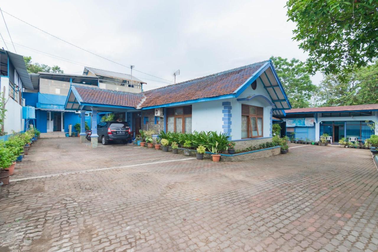 Reddoorz Syariah At Jl Pangeran Hidayatullah Cianjur Hotell Eksteriør bilde