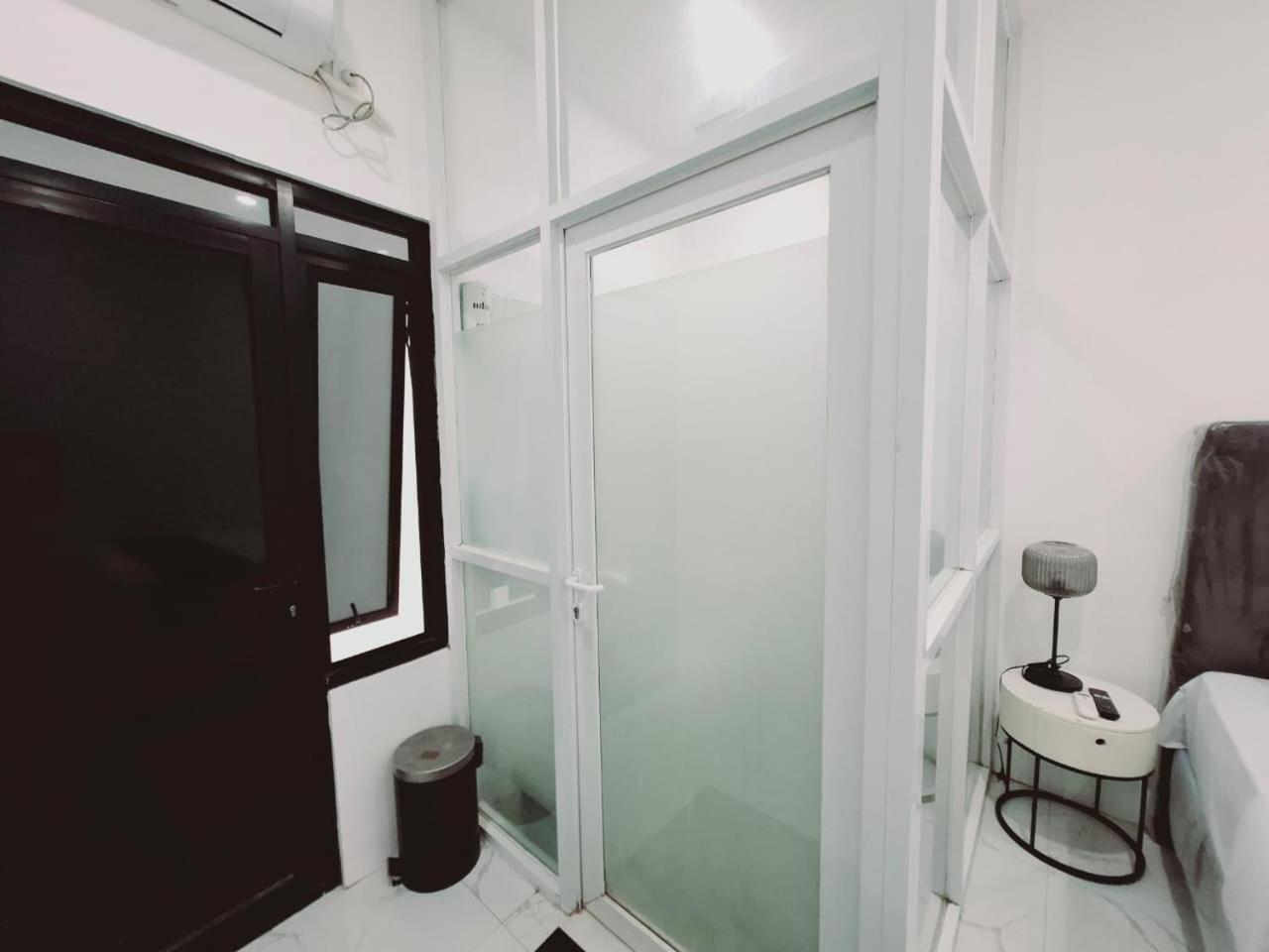 Reddoorz Syariah At Jl Pangeran Hidayatullah Cianjur Hotell Eksteriør bilde